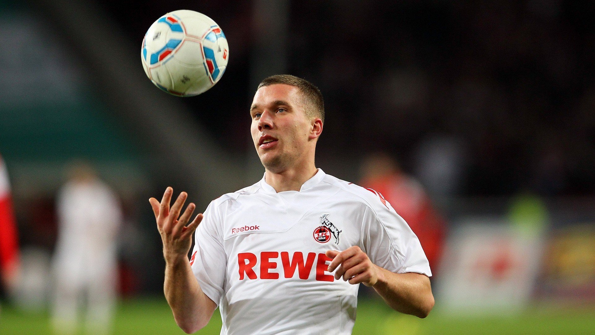 公牛攻防平衡，德罗赞连续高光表现，公牛德罗赞交易